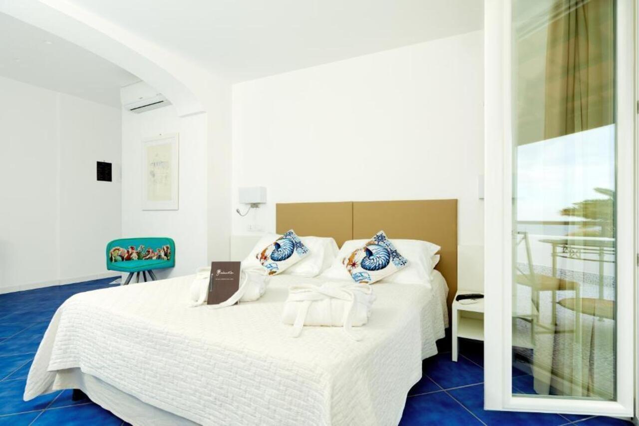 איסקיה Giardino Eden Resort מראה חיצוני תמונה