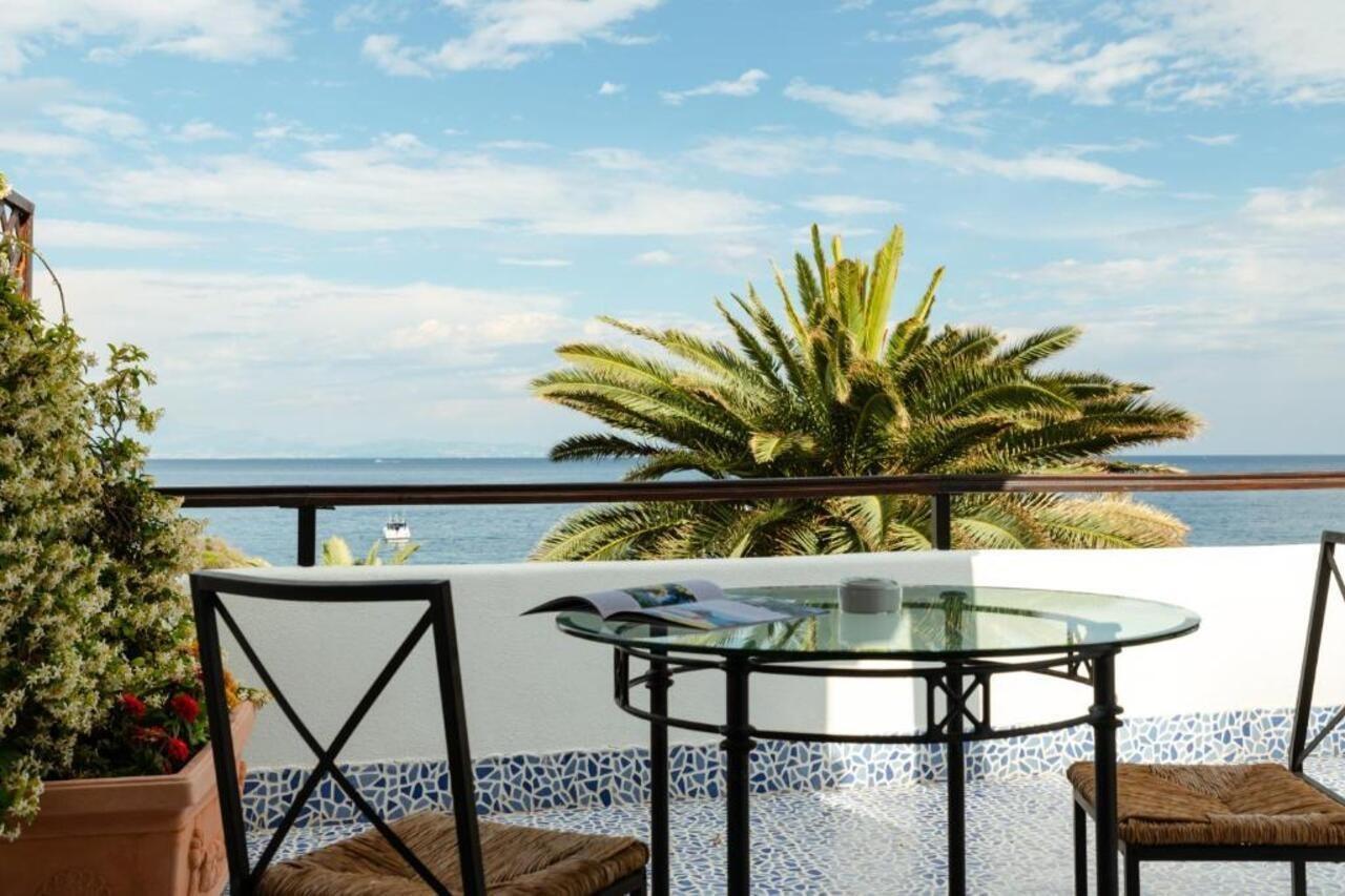 איסקיה Giardino Eden Resort מראה חיצוני תמונה