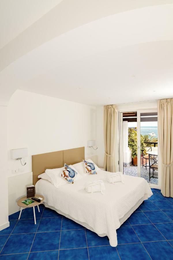 איסקיה Giardino Eden Resort מראה חיצוני תמונה